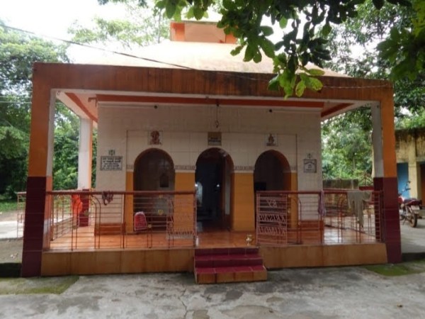 Garh Jungle, The history of Bengalis Durga&nbsp;Puja